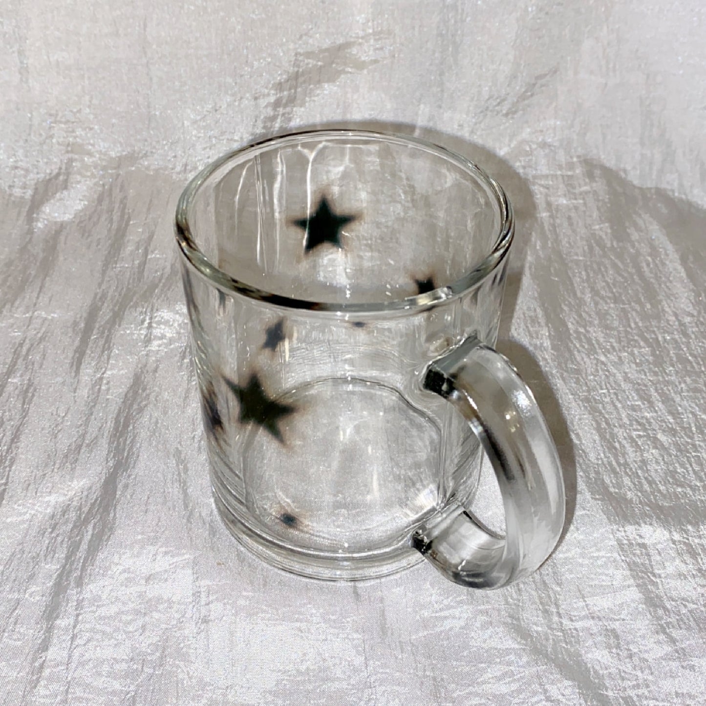 Black star glass mug