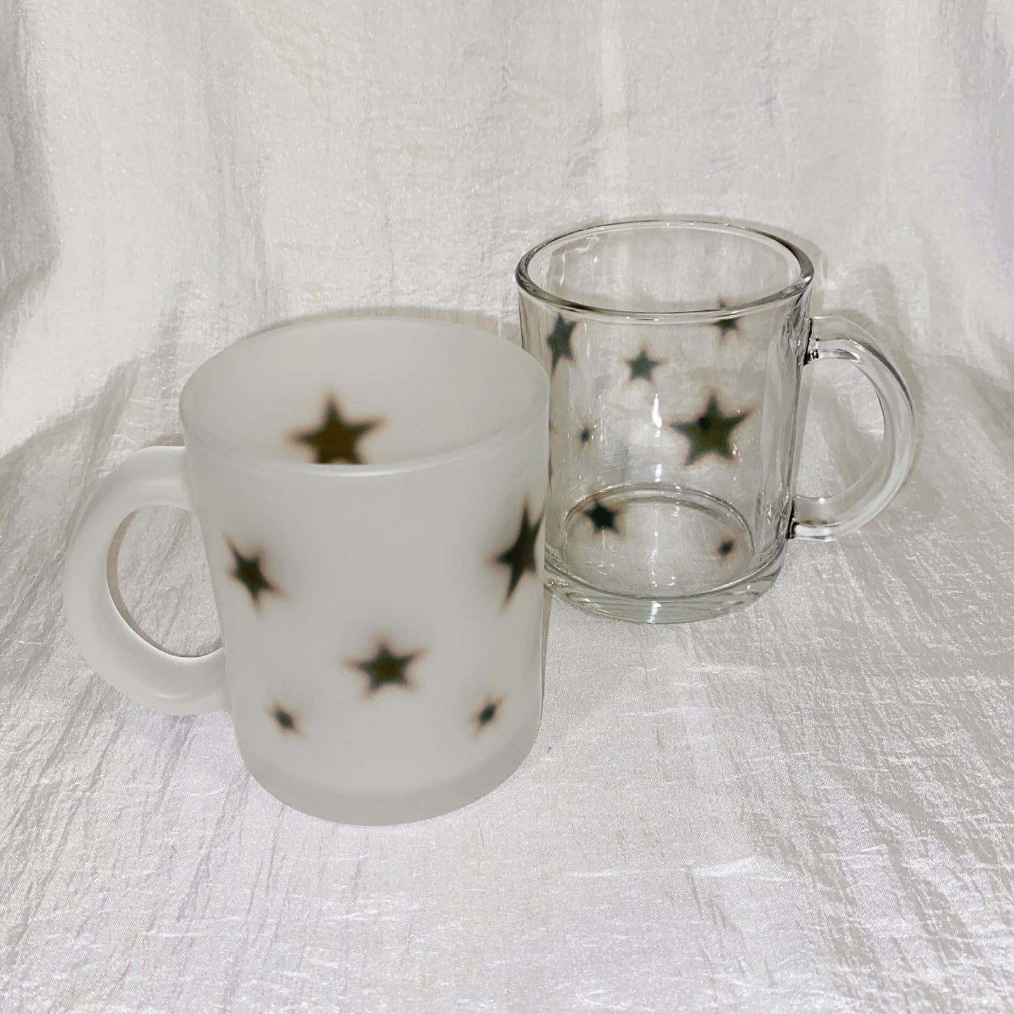 Black star glass mug