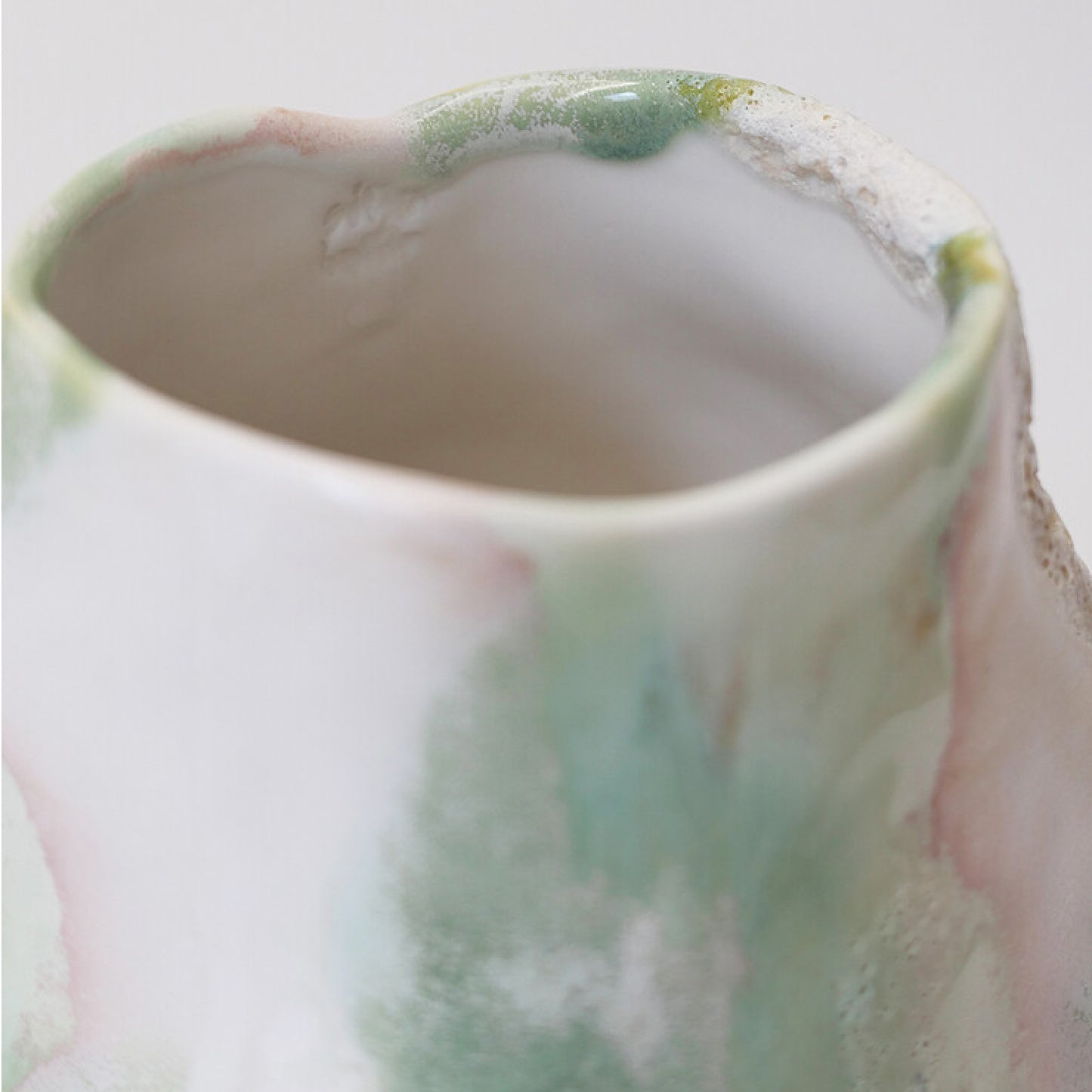 Curve vase