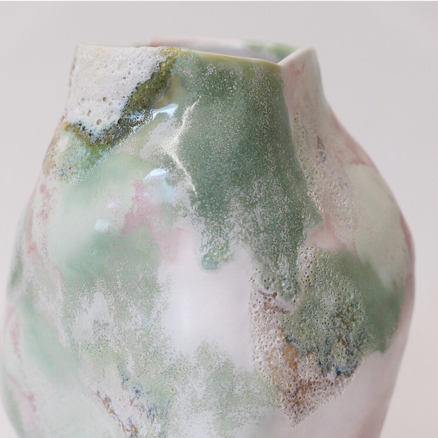 Curve vase