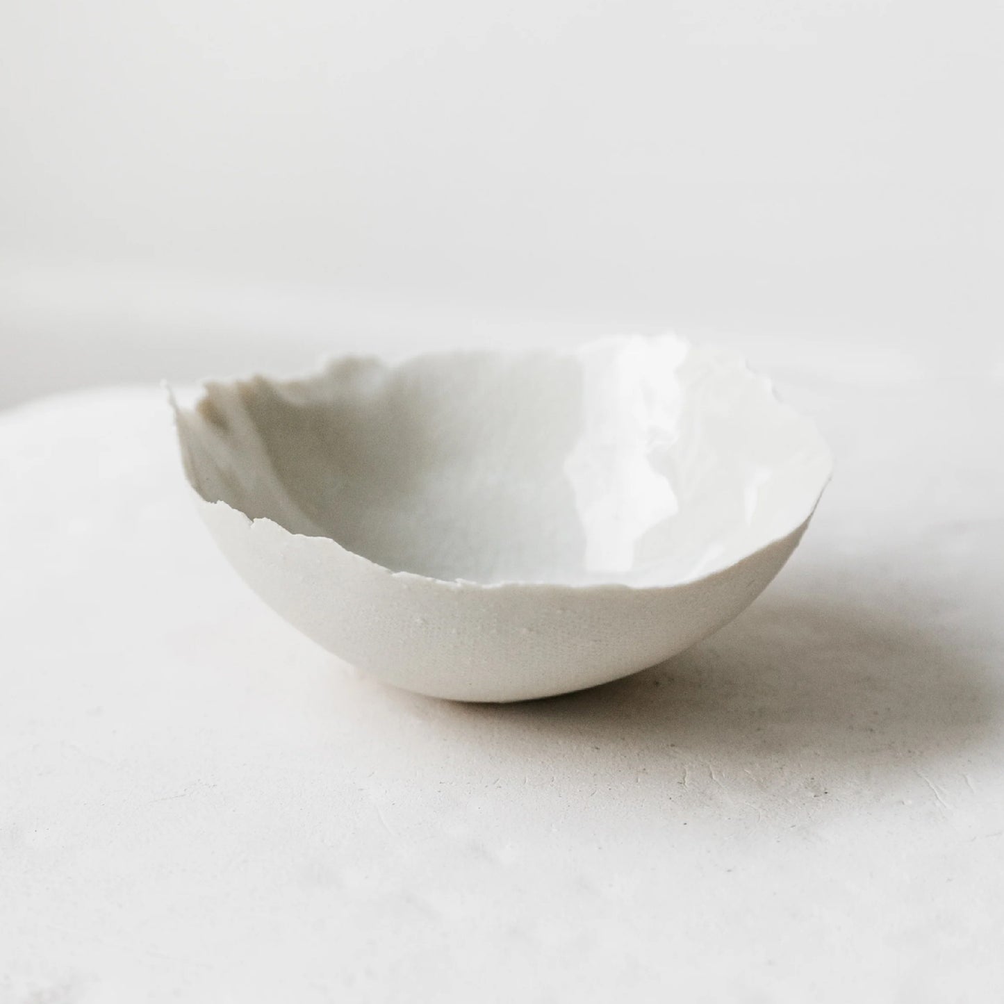 Eggshell dish