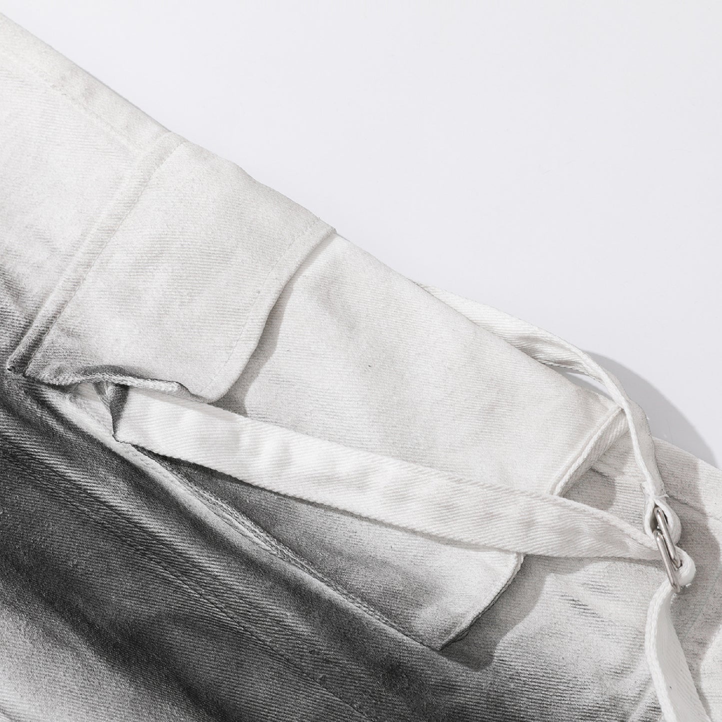 Wide-Leg Denim Cargo Denim Jeans