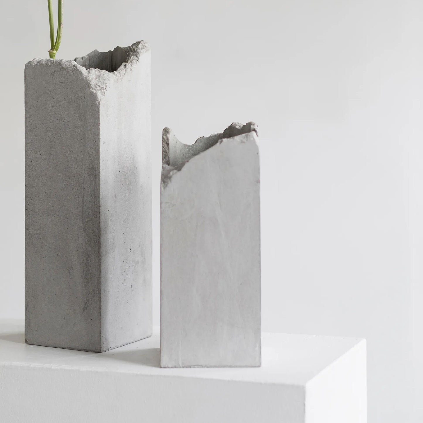 Broquaine vase