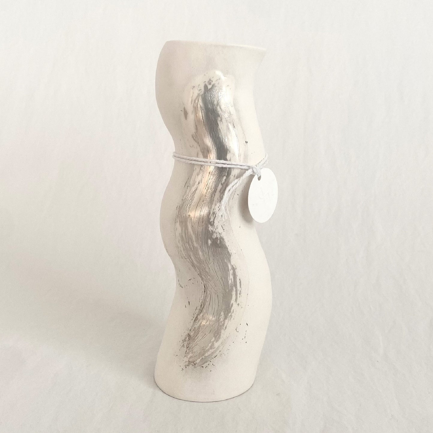 Wavy vase