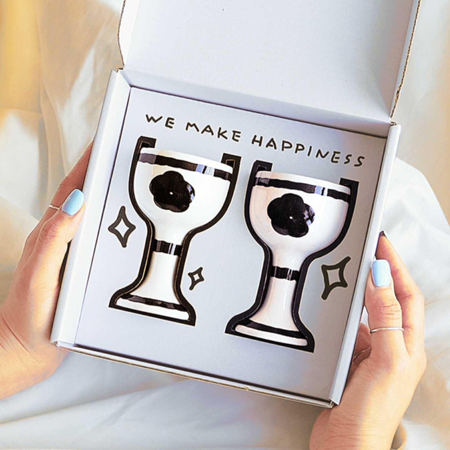 Hand-drawn mini wine glass set